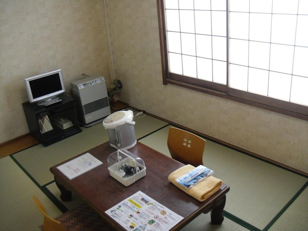 Yatsugatake Izumiso Hotel Hokuto  Buitenkant foto